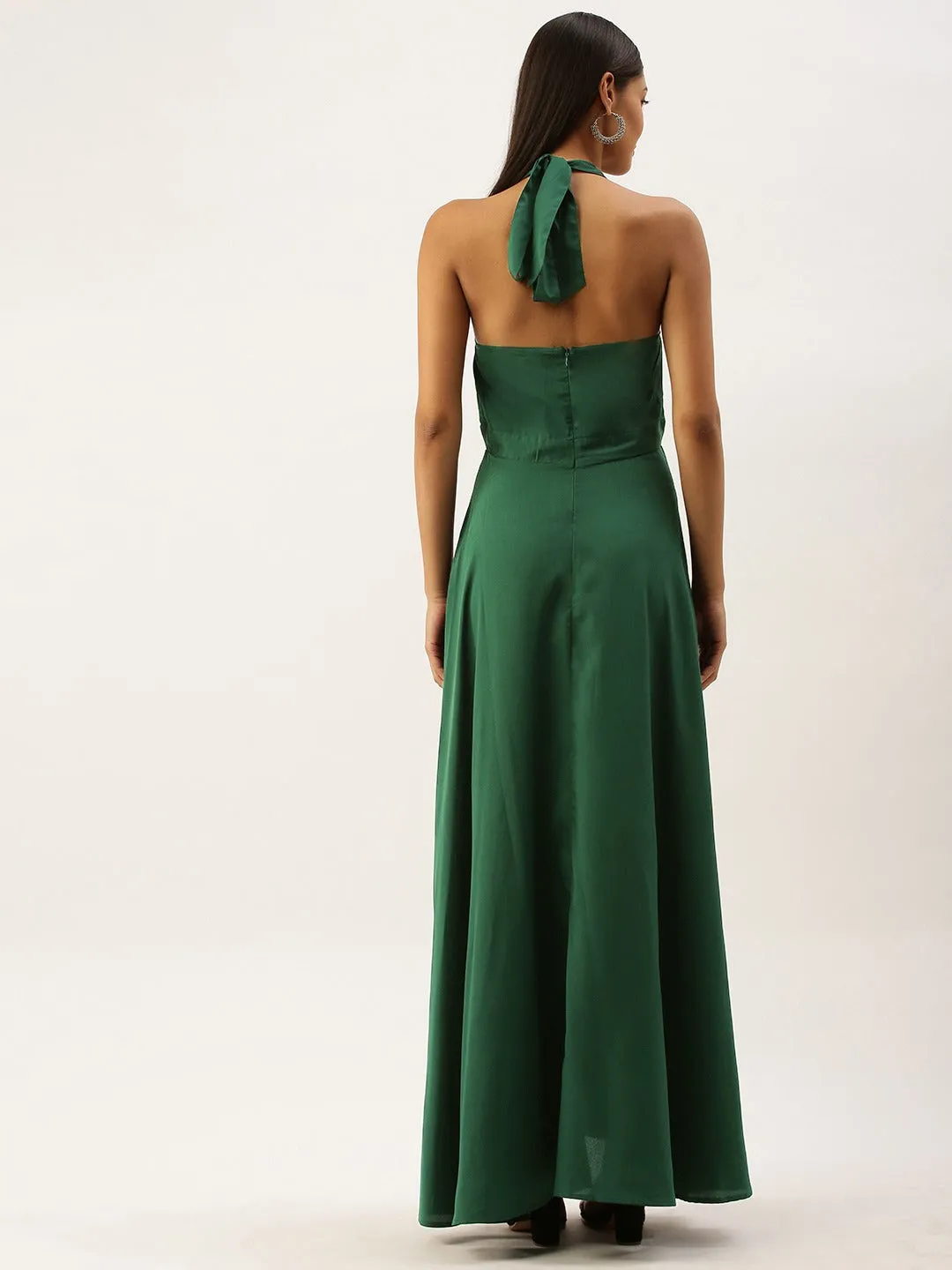 Berrylush Women Solid Green Halter Neck Open-Back Maxi Dress