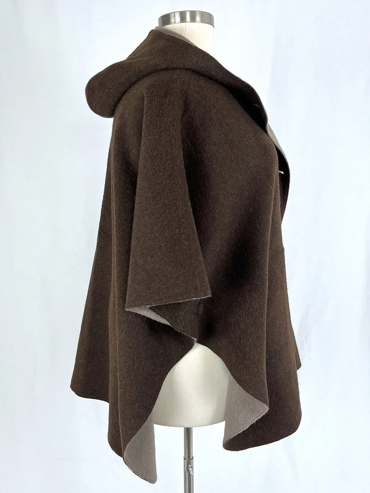 Beyond Threads Size Open Browns 2-tone Cape NWT