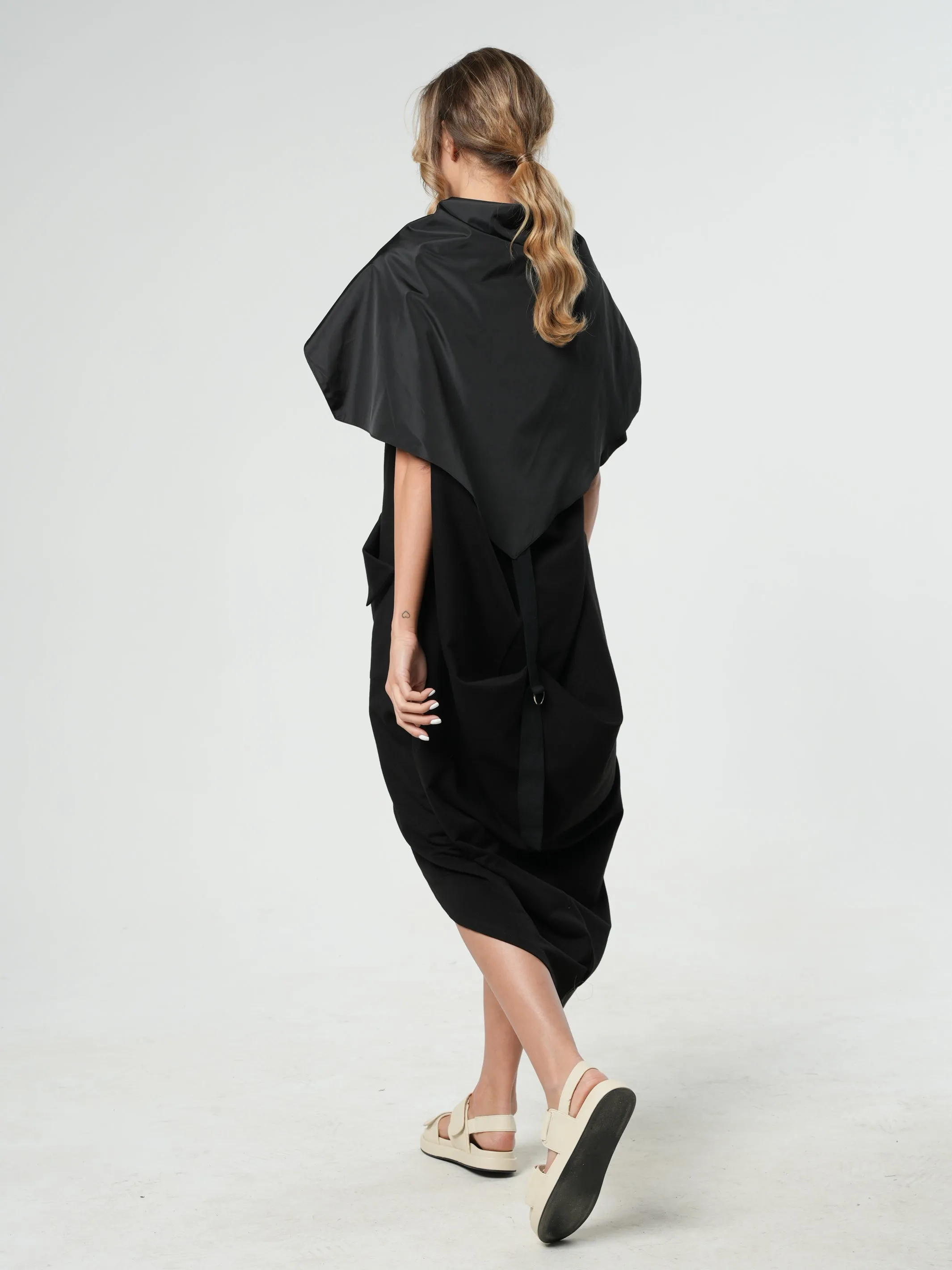 Extravagant Zipper Dress With Shoulder Cape in Black