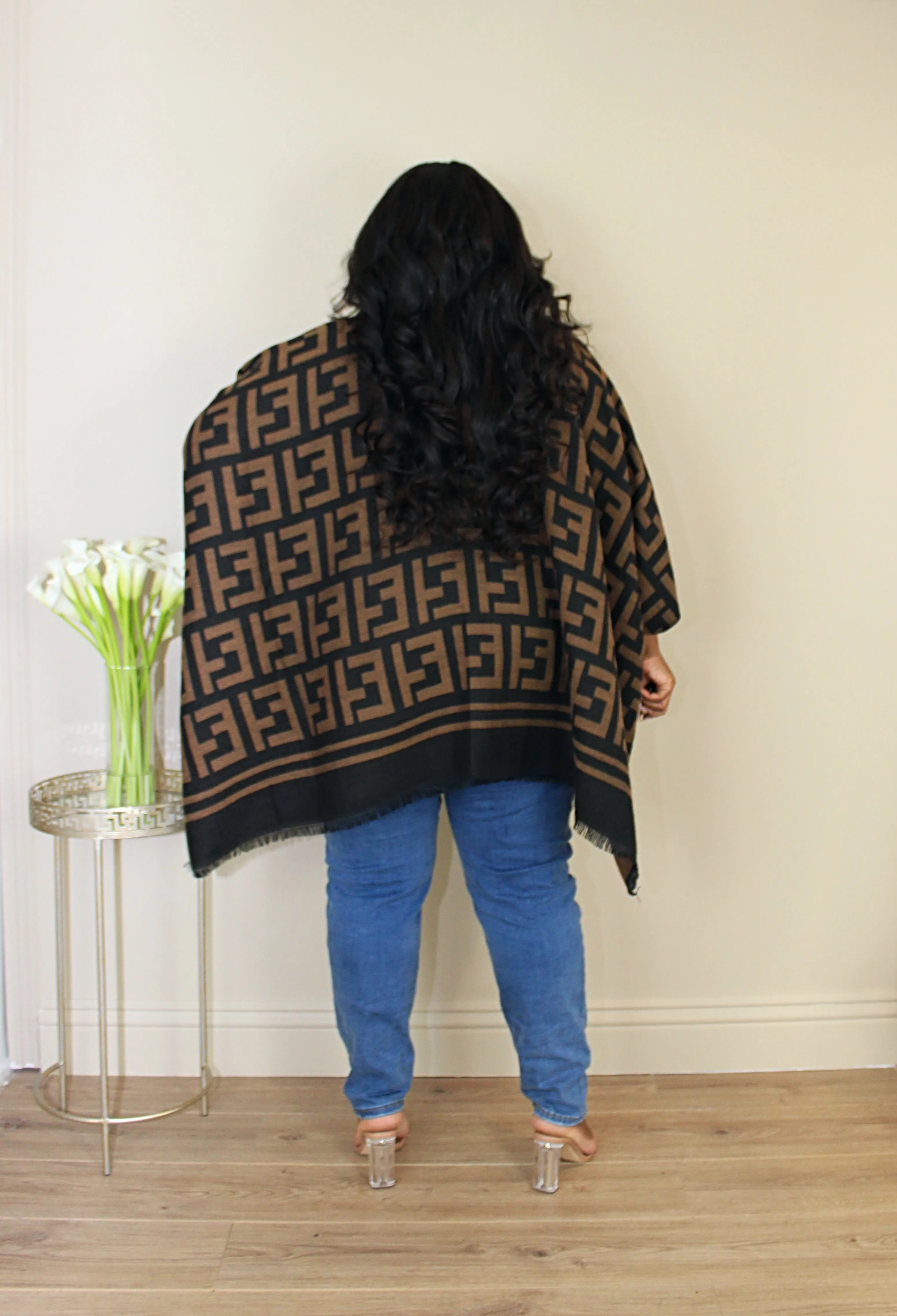 F.N.D. Poncho | Black