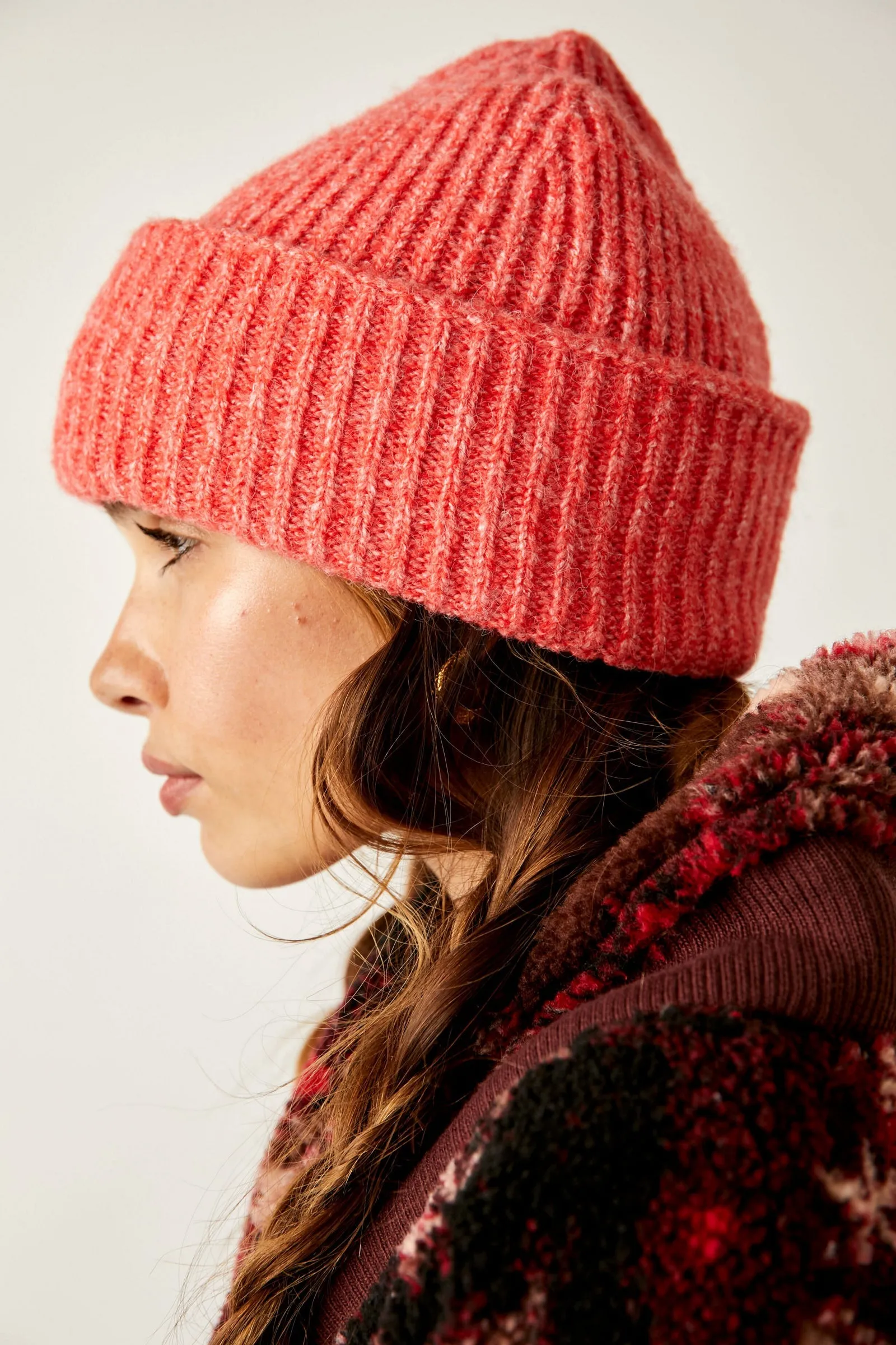 Free People Harbor Marble Ribbed Beanie - Cherry Tomato