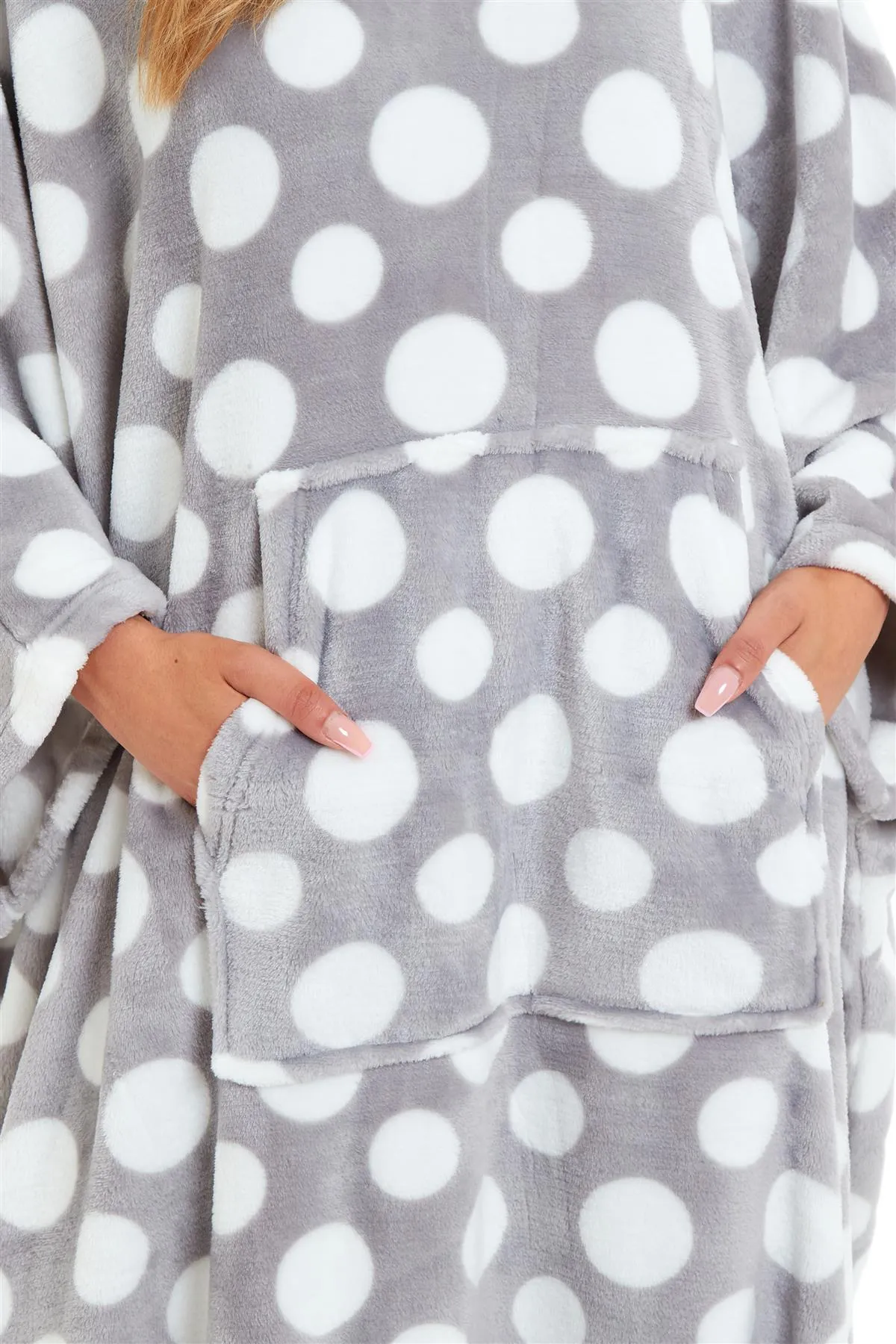 Oversized Hooded Fleece Poncho Blanket with Stars and Polka Dots Plush Wearable Blanket with Front Pocket for Adults Indoor Outdoor by Daisy Dreamer