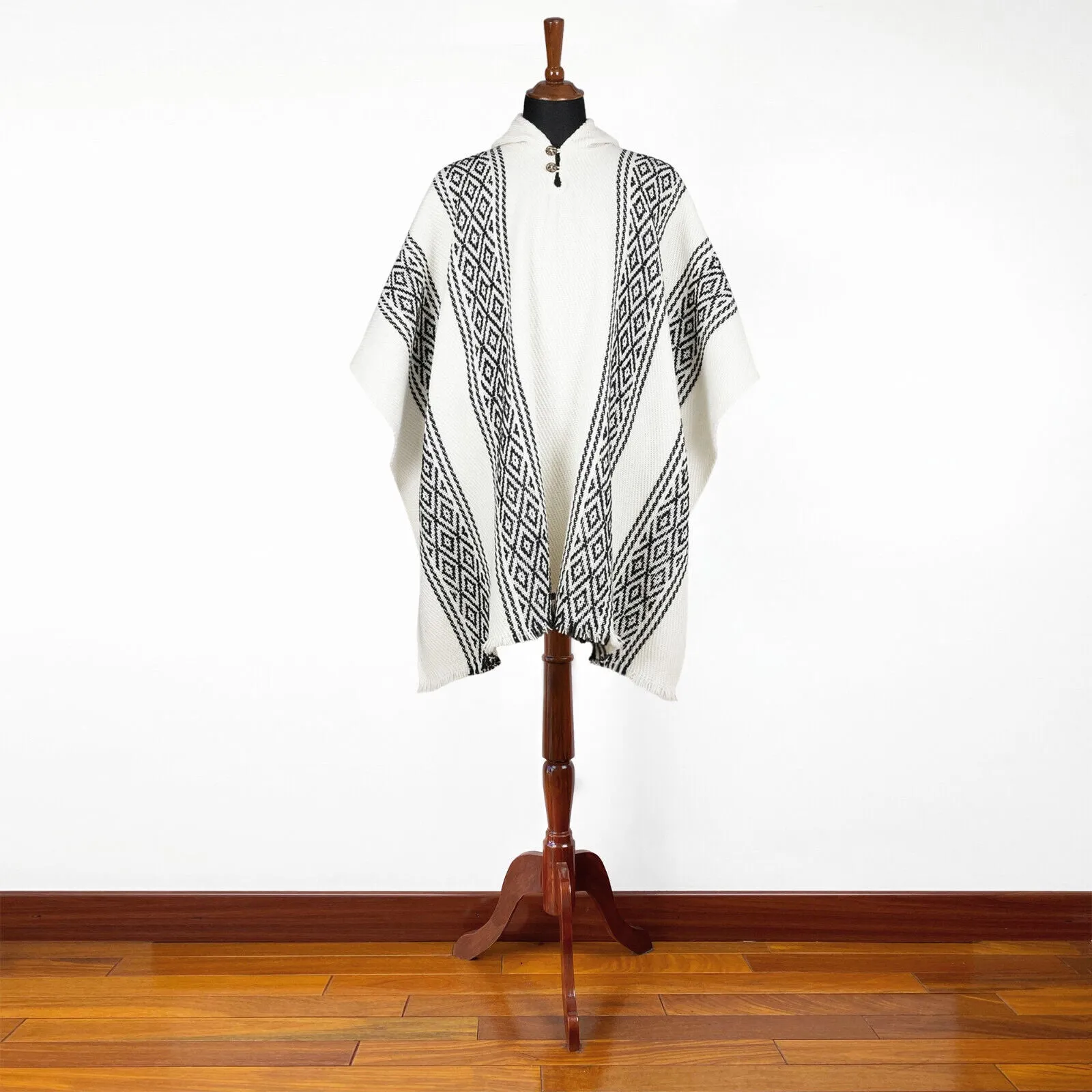 Tiputini - Llama Wool Unisex South American Handwoven Thick Hooded Poncho - Geometric - White/Black